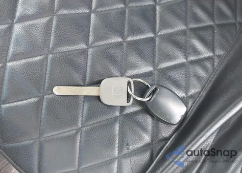 2008 Honda Cr-V Lx z USA, uszkodzony, nr VIN JHLRE38378C056443